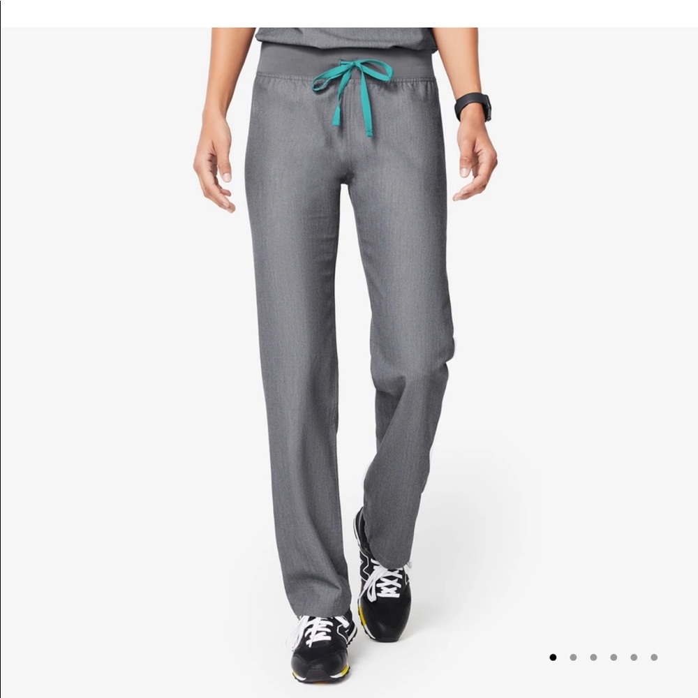 Bundle of 3 pair of Livingston Figs scrub pants